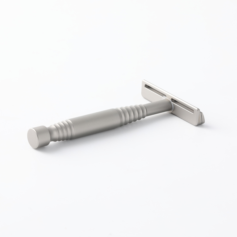 YAQI Remus マットペイントカラー 316ステンレス - Drawknife Blade のレビューと価格